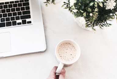 3冠王悬念引爆更衣室！瓜帅1句话藏格拉利什秘密，曼城让全欧胆寒